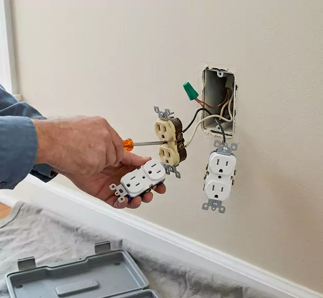 Professional Outlet Replacement: Your Local Swap-Out Team in Plant City, FL
